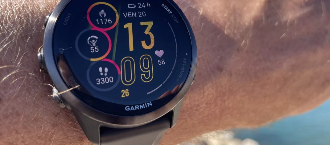 Test de la Garmin Forerunner 570 : résolument multisports, taillée pour le triathlon