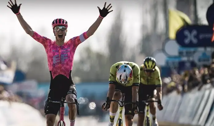 Dwars Door Vlaanderen – À travers la Flandre 2026 : parcours, engagés, favoris