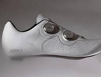 Giro dévoile les Imperial All-Season : les chaussures route toutes saisons