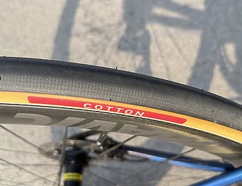 Test longue durée des nouveaux pneus Specialized Cotton TLR