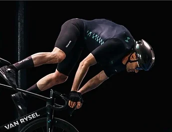 Projet AIRBAG : Van Rysel révolutionne la sécurité des cyclistes