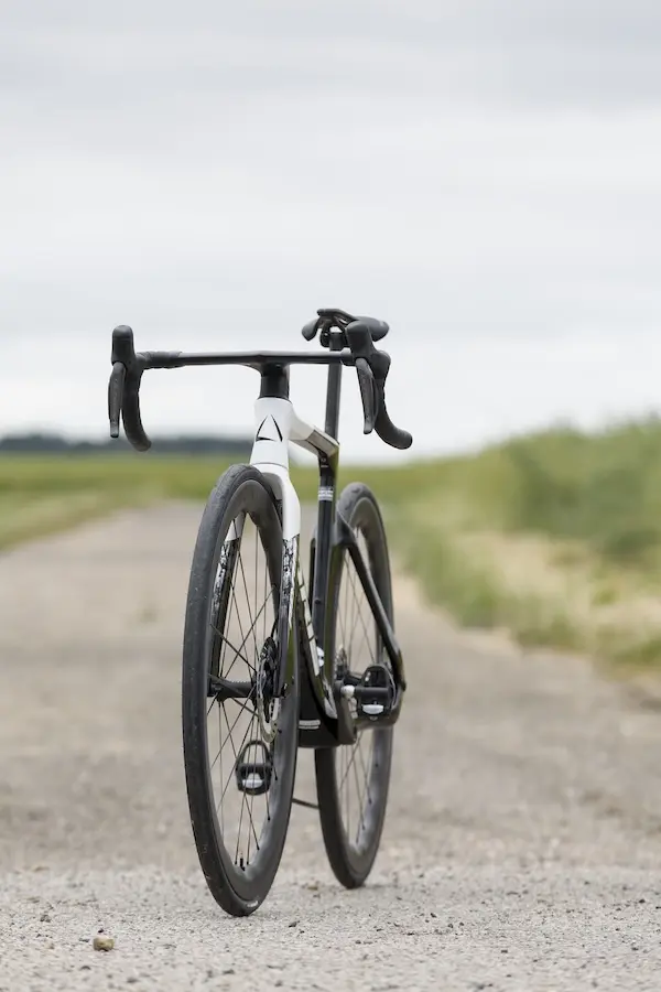 Test Adris Vitesse AXR2