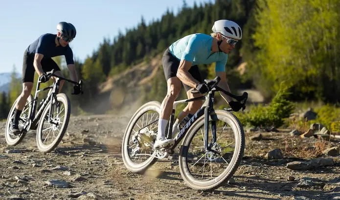 Nouveaux gravel Giant et Liv, plus légers, plus rigides et plus aéro