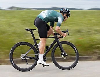 Test Van Rysel RCR Pro : le meilleur rapport qualité-prix ?