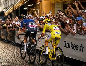 Pourquoi Van der Poel a gagné… dans la descente