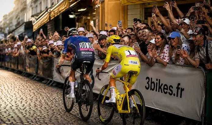 Pourquoi Van der Poel a gagné… dans la descente