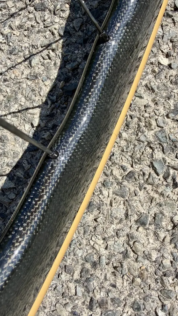 MF Carbon Wavy