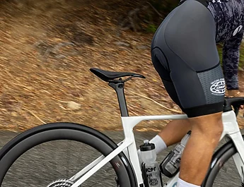 Fabric présente sa nouvelle gamme de selles ALM:HALO