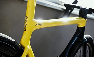 cadre monocoque carbone